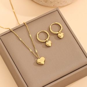 Collar y Pendientes de Acero Inoxidable para Mujer, Chapados en Oro de 18K, con Imitación de Perla, Zirconia, Trébol, Mariposa y Corazón, para Bodas y Fiestas - Product Image 3