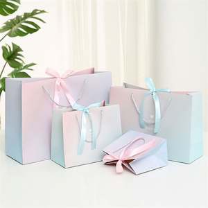 KM Sacs cadeaux de luxe personnalisés en carton artisanal, mini sacs en papier pour fleurs, sacs cadeaux pour bouquets - Product Image 5