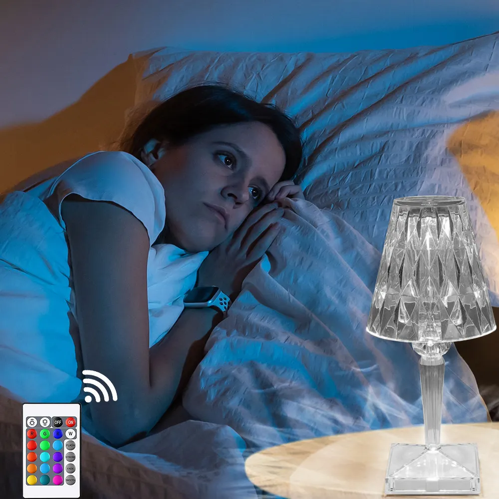 Lampada da tavolo con illuminazione fantasia con paralume in cristallo RGB per la decorazione della camera da letto lampada Vintage a Led lampada da tavolo a led ricaricabile