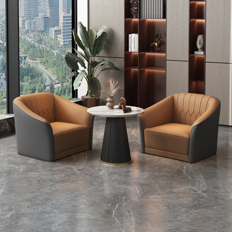 Una mesa y dos sillas (marrón)