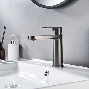 Momali Offres Spéciales économique usine <span class=keywords><strong>prix</strong></span> pistolet métal salle de bain lavabo mitigeur robinet hôtel bassin robinet avec <span class=keywords><strong>eau</strong></span> chaude et froide - Product Image 3