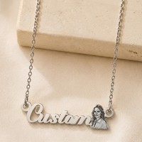Collier avec pendentif personnalisé avec le nom du personnage, en acier inoxydable plaqué or 18 carats, bijoux de mode, colliers personnalisés avec nom