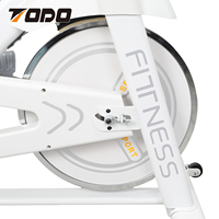 Vélo d'exercice à domicile à transmission par courroie, vélo de spinning d'intérieur OEM ODM pour salle de sport à domicile