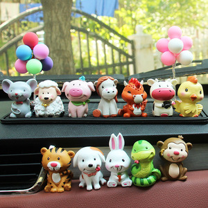 เครื่องประดับตกแต่งคอนโซลกลางรถยนต์, ของตกแต่งภายใน, ตุ๊กตาสัตว์ราศีเรซิ่น, การ์ตูนกระต่ายน่ารักสร้างสรรค์ - Product Image 1