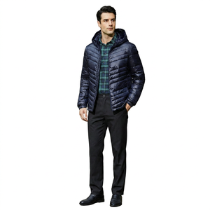 Blouson matelassé léger personnalisé pour homme en toile respirante à séchage rapide, idéal pour l'hiver, de haute qualité, coupe oversize et ample, avec col montant. - Product Image 1