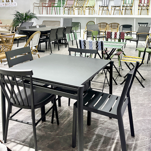 Conjunto de Muebles de Exterior Modernos para Bistro, Cafetería o Restaurante, Mesa y Sillas de Aluminio para Exteriores - Product Image 3