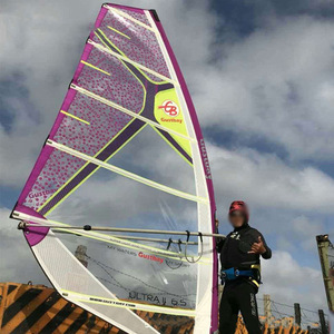 เรือใบวินด์เซิร์ฟ Gustbay รุ่น Ultra 8.5 สีม่วง แบบเป่าลม สำหรับพื้นที่น้ำเบาสบาย - Product Image 1