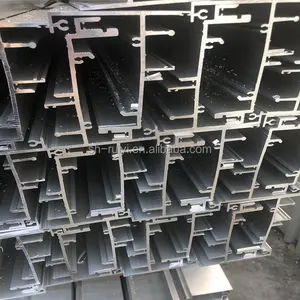 चीन निर्माता एल्यूमीनियम प्रोफ़ाइल लकड़ी अनाज खत्म एल्यूमीनियम खिड़कियों