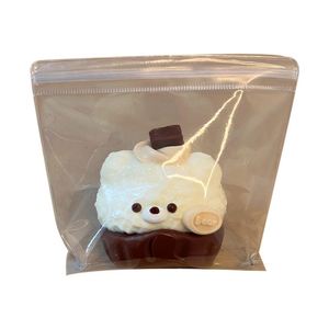 Jouet Squishy Kawaii en forme de gâteau au chocolat Teddy Bear de 5,5 cm, anti-stress, cadeau pour enfants et adultes, jouet alimentaire de simulation, décompression - Product Image 3