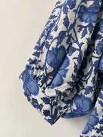 Robe d'été légère indienne faite à la main style Kyra en laine/nylon à imprimé floral bleu, taille naturelle, respirante
