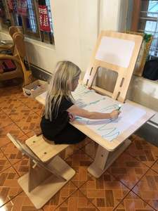 Conjunto de Escritorio y Silla de Estudio para Niños con Altura Ajustable, Escritorios y Sillas de Madera Contrachapada con Pizarra Blanca para Uso en Interiores, Dormitorios y Escuelas, OEM - Product Image 6