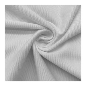 Vải trung bình, 53% cotton, 47% polyester, dùng cho trang phục giải trí và thể thao - Product Image 1