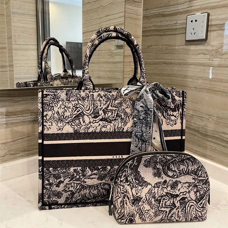 Luxury Designer Famous Brands Tote Large Capacity Women's Designer Handbag