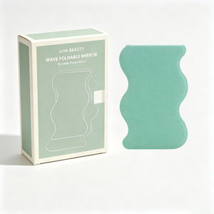 Espejo de Bolsillo Ligero de PU con Acabado Suave al Tacto y Reflejo Nítido para la Rutina Diaria de Belleza - Product Image 1