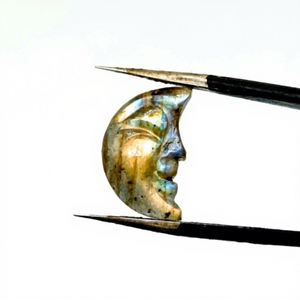Labradorite bleue naturelle à reflets, sculpture visage de croissant de lune, 18 mm, pierre précieuse, prix de gros, cristal de guérison en vrac pour la fabrication de bijoux - Product Image 1