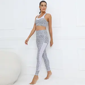 2022 Yoga Set Medium Hold Shockproof Sports Bra Wicking Breathable High Waist Workout Leggings For Women 2 Pieces Active Wear