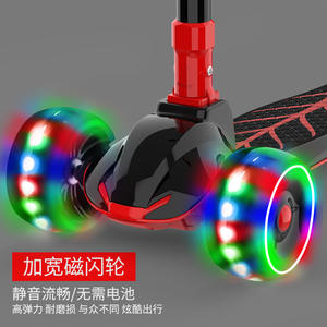 สกู๊ตเตอร์เด็ก Swoop สำหรับเด็กอายุ 3-6 ปี พับได้ ปรับความสูงได้ สามล้อ ดีไซน์ทันสมัย สำหรับเด็กชายและเด็กหญิง - Product Image 2