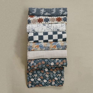 Couverture d'emmaillotage en mousseline de coton biologique pour bébé, imprimée sur mesure, certifiée GOTS, écologique, couverture de portage pour bébé, enveloppe en mousseline - Product Image 3