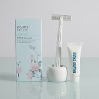Maquinilla de Afeitar Desechable Ligera y Portátil en Caja de Cartón Regular para Viajes Fáciles y una Solución de Afeitado Práctica para Llevar