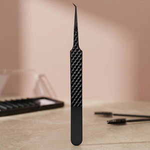 Pinzas de Precisión para Pestañas Negras, Acero Inoxidable, Punta Fina, Ángulo Suave, para Extensiones de Pestañas, Herramienta de Salón de Belleza - Product Image 4