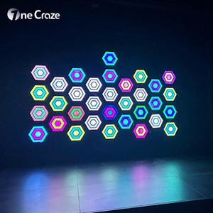 Jeux muraux interactifs personnalisés à LED activés par la lumière, équipement de défi physique pour parcs d'attractions et salles de jeux - Product Image 2