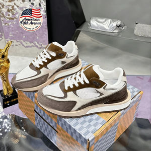 รองเท้ากีฬาผู้ชายคุณภาพสูง ปี 2026 รองเท้าผ้าตาข่ายแบบสปอร์ต รองเท้าวิ่ง รองเท้าผ้าใบ ระบายอากาศได้ดี สวมใส่สบาย ไม่ลื่น ทนทาน รองเท้าเดินแบบหุ้มข้อต่ำ - Product Image 4