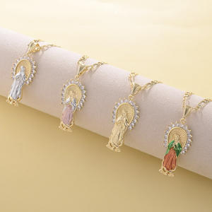 Collar con Colgante <span class=keywords><strong>de</strong></span> <span class=keywords><strong>la</strong></span> <span class=keywords><strong>Virgen</strong></span> Marí<span class=keywords><strong>a</strong></span>, Cadena Figaro Tricolor, Oro <span class=keywords><strong>de</strong></span> 14K, Joyerí<span class=keywords><strong>a</strong></span> Religiosa <span class=keywords><strong>de</strong></span> Moda, <span class=keywords><strong>Virgen</strong></span> <span class=keywords><strong>de</strong></span> <span class=keywords><strong>Guadalupe</strong></span>, Oro Laminado - Product Image 6