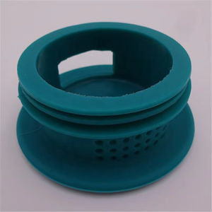 Tapa de Silicona Anti-fricción de Grado Alimenticio Verde de 50 Shore Personalizada para Vasos de Agua Fría - Product Image 1