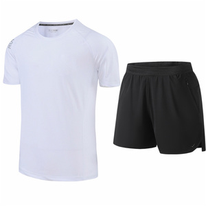 Ensemble T-shirt et Short Homme Tendance Été 2026 – Vente en Gros Usine – Confortable et à Manches Courtes - Product Image 2