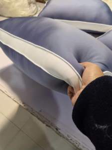 Coussin d'<span class=keywords><strong>oreiller</strong></span> ultra-doux et moelleux effet nuage, garnissage en coton soyeux 0.9D avec housse en nylon et élasthanne, pour un sommeil profond - Product Image 2