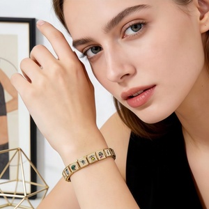 Pulsera de Acero Inoxidable con Dijes Italianos de Arte Cómico Retro, Estilo Skate y Punk, para Hombre y Mujer, Regalo para Fiestas, Venta al por Mayor - Product Image 4