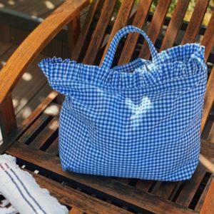 กระเป๋าถือผ้าฝ้ายลายตารางกันน้ำแบบมีระบาย สำหรับผู้หญิง ใช้ได้ทุกวัน พกพาสะดวก เหมาะสำหรับเดินทางไปเที่ยวทะเล ช้อปปิ้ง และใช้ซ้ำได้ - Product Image 2