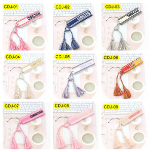 Personalizado hecho a mano tejido letras amor bordado borla pulsera moda ajustable amistad tela pulseras - Product Image 1