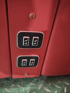 Canapé-lit 2 places avec accoudoirs flexibles, utilisé pour la conversion de voiture avec sièges coulissants et sièges-lits pour bus - Product Image 2