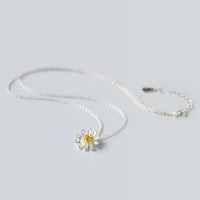 Romantische S925 Silber Gänseblümchen-Blumen-Anhänger-Halskette 925 Sterling Silber Blumen-Charm-Halskette