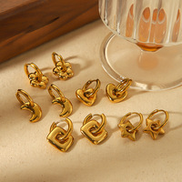 Boucles d'oreilles créoles tendance Cœur Lune Étoile Fleur, étanches, inaltérables, en acier inoxydable plaqué or 18 carats pour femmes et jeunes filles