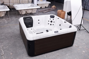 JOYSPA JY8008 Bañera de hidromasaje para jardín al aire libre Piscina Bañera de hidromasaje para 6 personas e hidromasaje con características de spa - Product Image 4