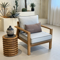 Fauteuil de jardin en bois rembourré pour terrasse, balcon et hôtel