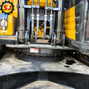 รถขุดไฮดรอลิก SANY SY235C มือสองสำหรับขาย |   เครื่องจักรก่อสร้างหนัก - มือสอง - Product Image 5