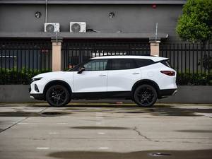 Chevrolet Blazer 2020 <span class=keywords><strong>d</strong></span>'<span class=keywords><strong>occasion</strong></span>, essence, 5/7 places, grand SUV, 2.0T, bon état, véhicules <span class=keywords><strong>d</strong></span>'<span class=keywords><strong>occasion</strong></span> chinois bon marché à essence - Product Image 3