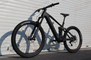 Bicicleta Eléctrica <span class=keywords><strong>de</strong></span> Montaña Bafang M820 con Cuadro <span class=keywords><strong>de</strong></span> Carbono, Suspensión Completa, Horquilla <span class=keywords><strong>de</strong></span> Aleación <span class=keywords><strong>de</strong></span> Aluminio, 11 Velocidades para Frenos <span class=keywords><strong>de</strong></span> Disco Hidráulicos, 48V - Product Image 5