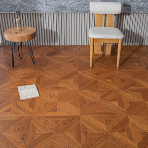 Suelo de Parquet de Roble Cepillado Multicapa EN13501 Grado AB, Duradero, Sistema T&G de 15 mm, Fácil Instalación, para Edificios Comerciales en China - Product Image 1
