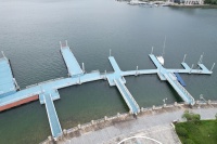 Pontons flottants Hisea Dock en LLDPE et mousse EPS, résistants aux UV, haute flottabilité, avec charnières pour plateforme aquatique marine