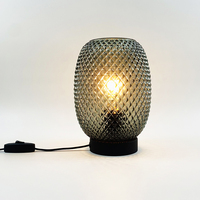 Lampe de chevet nordique pour chambre à coucher, lampe de table créative en verre, éclairage de salon personnalisé, éclairage de luxe