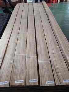 <span class=keywords><strong>Placage</strong></span> en <span class=keywords><strong>bois</strong></span> de chêne fumé - Texture naturelle, facile à appliquer pour les armoires/revêtements de sol - Product Image 6