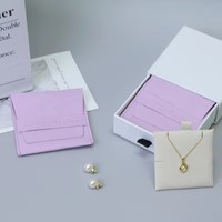 Petit sac à bijoux en velours avec rabat, emballage personnalisé pour boucles d'oreilles, collier, bracelet, bague, sac à bijoux en microfibre avec logo