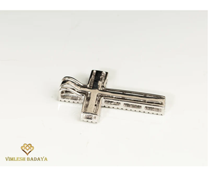 Colgante de Cruz con Diamantes Naturales para Él y Ella, Corte Baguette y Princesa, Certificado IGI, Oro Sólido de 18K, Elegante Joyería Fina para Regalo - Product Image 2