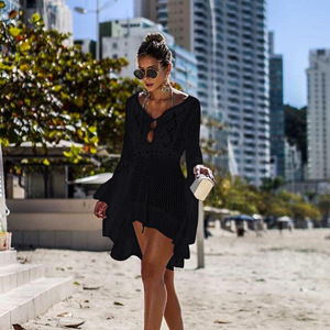 Vestido de playa de punto calado de color liso con manga larga para mujer, con cuello en V y cordón, para cubrir el bikini - Product Image 2