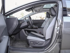 JIBEN Toyota BZ3 Veicolo Elettrico Usato Berlina - Product Image 6