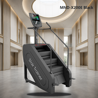 Appareil de cardio-training commercial noir en gros pour escalier, équipement de gym MND Fitness pour le club de gym Stable de Salvador